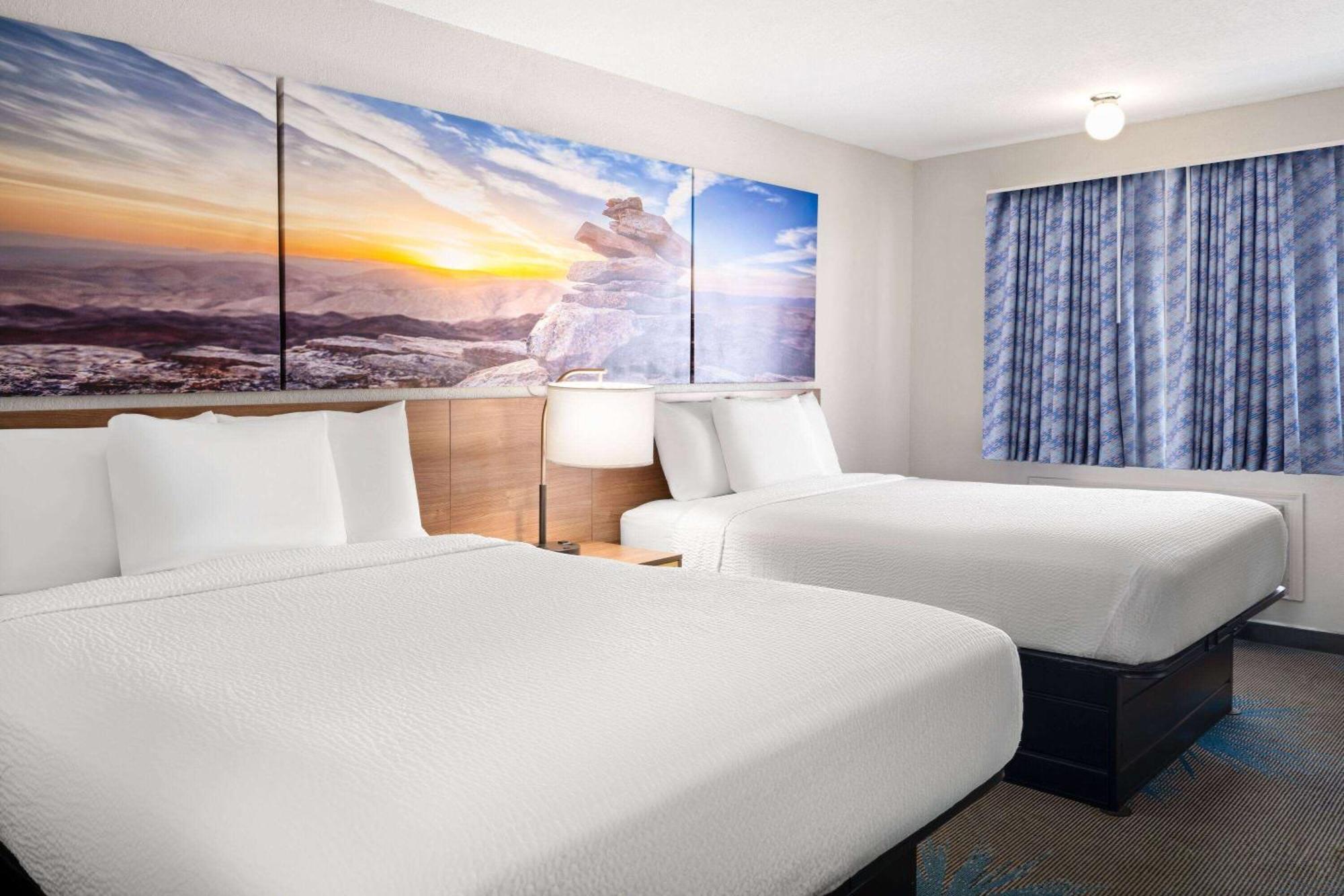 Days Inn By Wyndham Ardmore Esterno foto