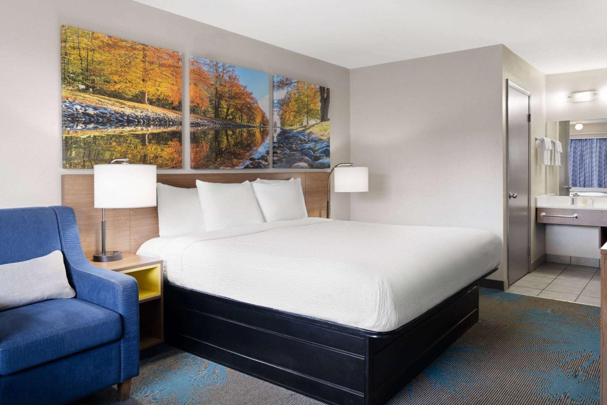 Days Inn By Wyndham Ardmore Esterno foto