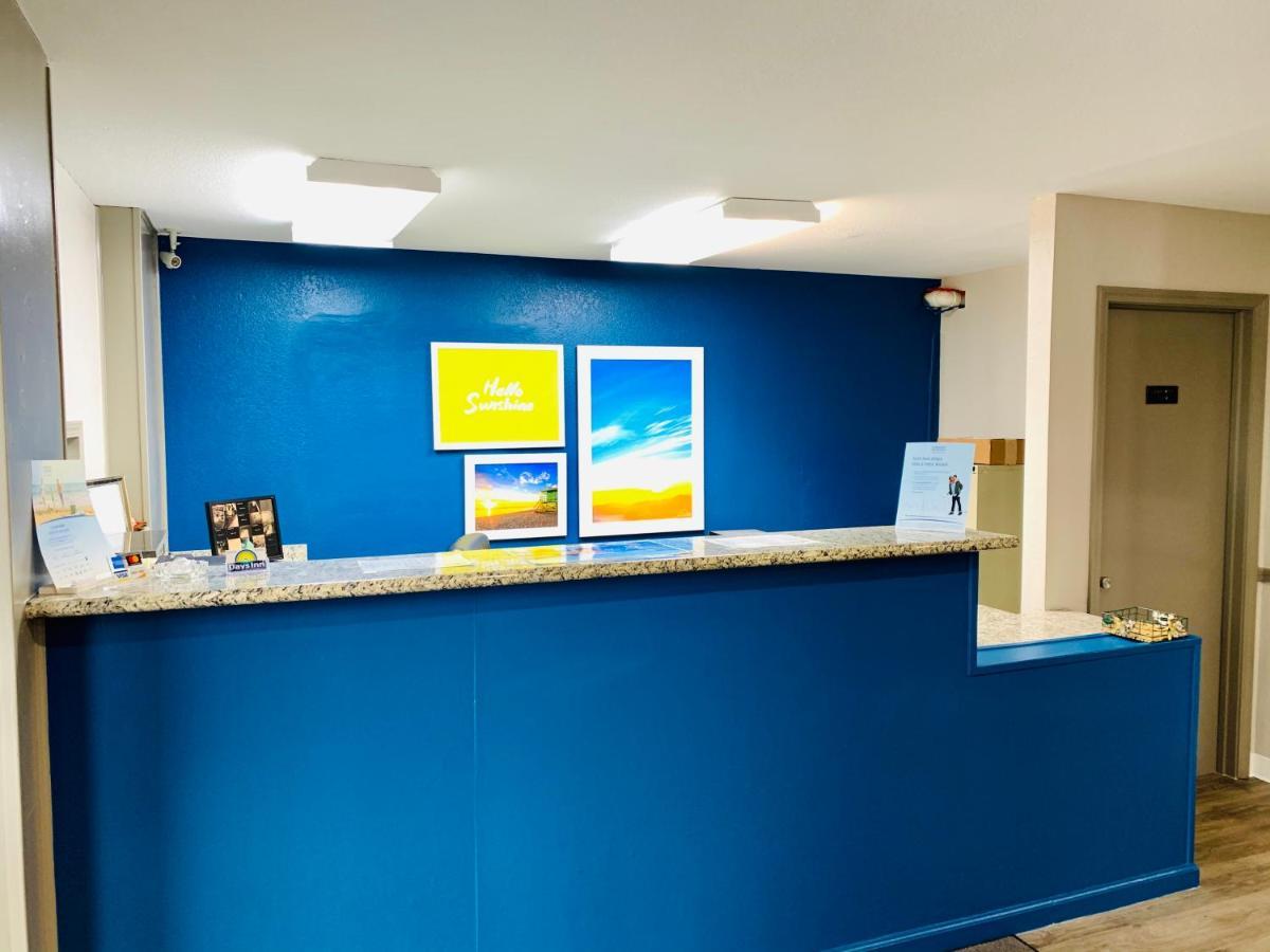Days Inn By Wyndham Ardmore Esterno foto